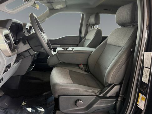 Used 2021 Ford F150 XLT image 12