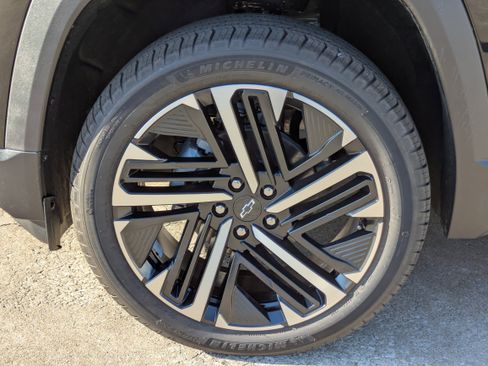 New 2026 Chevrolet Equinox RS image 31