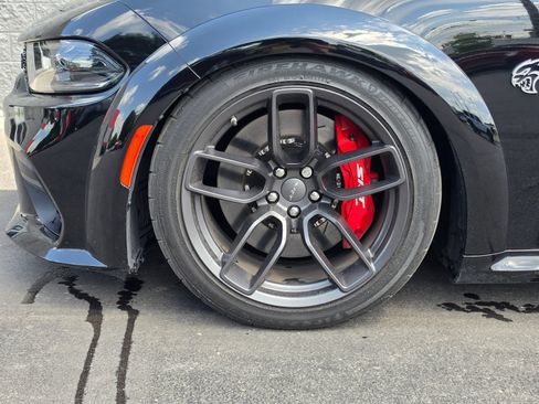Used 2023 Dodge Charger SRT Hellcat w/ Harman/Kardon Audio Group RWD image 4