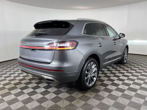 Used 2022 Lincoln Nautilus Reserve w/ Luxury Package AWD/4WD image 4