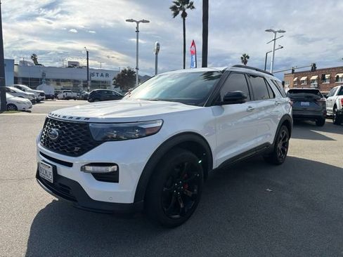 Used 2022 Ford Explorer ST w/ Equipment Group 401A AWD/4WD image 3