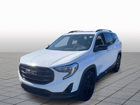 Used 2021 GMC Terrain SLT w/ Infotainment Package II image 3