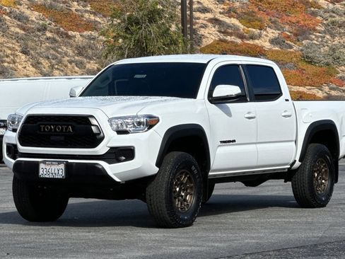 Used 2023 Toyota Tacoma 4x4 Double Cab w/ Trail Edition image 8