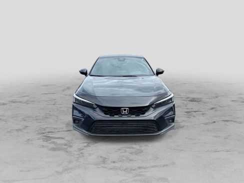 Used 2022 Honda Civic Sport Touring image 3