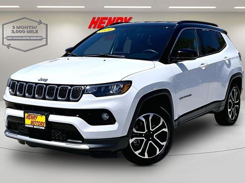 Used 2024 Jeep Compass Limited AWD/4WD image 3