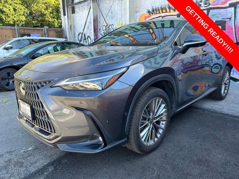 Used 2022 Lexus NX 350h AWD image 3