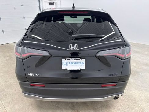Used 2025 Honda HR-V Sport image 6
