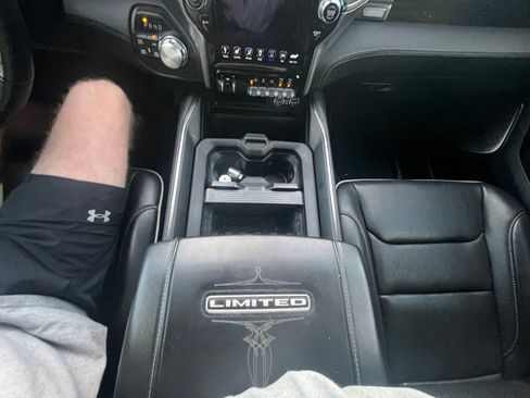 Used 2020 RAM 1500 Limited image 8