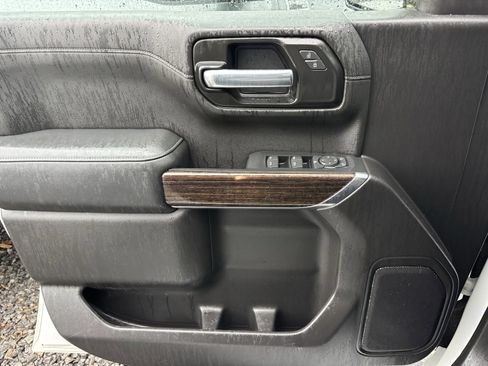 Used 2021 GMC Sierra 1500 Elevation image 13