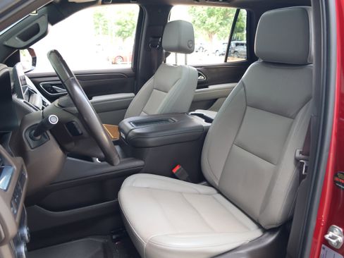 Used 2021 Chevrolet Tahoe LT RWD image 32