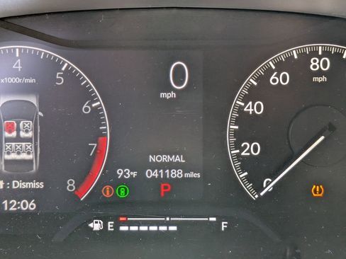 Used 2023 Honda Civic Sport image 32