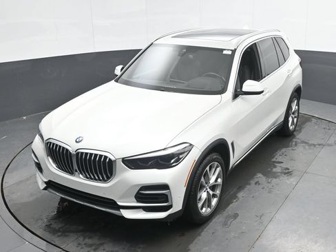 Used 2023 BMW X5 xDrive40i w/ Premium Package AWD/4WD image 41