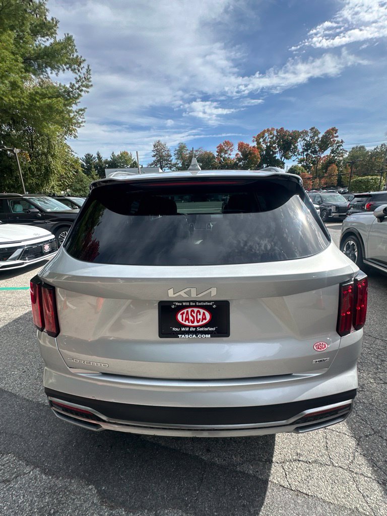 Used 2023 Kia Sorento SX Prestige w/ Panoramic Sunroof Package AWD/4WD image 5
