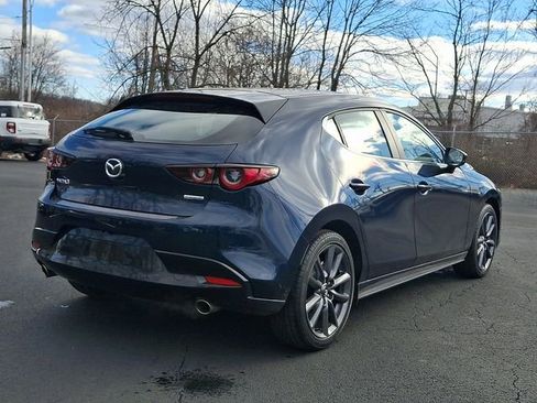 Used 2022 MAZDA MAZDA3 s image 10