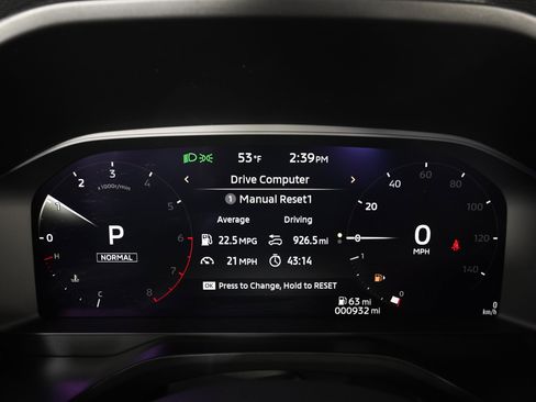 Used 2025 Mitsubishi Outlander SEL image 13