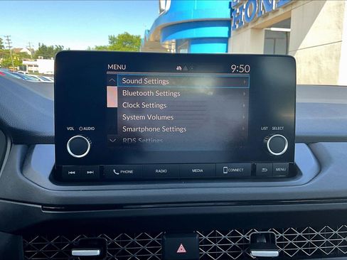 Used 2023 Honda Accord EX image 24