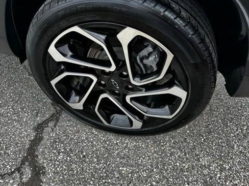 Used 2024 Chevrolet Trax RS w/ Driver Confidence Package image 13