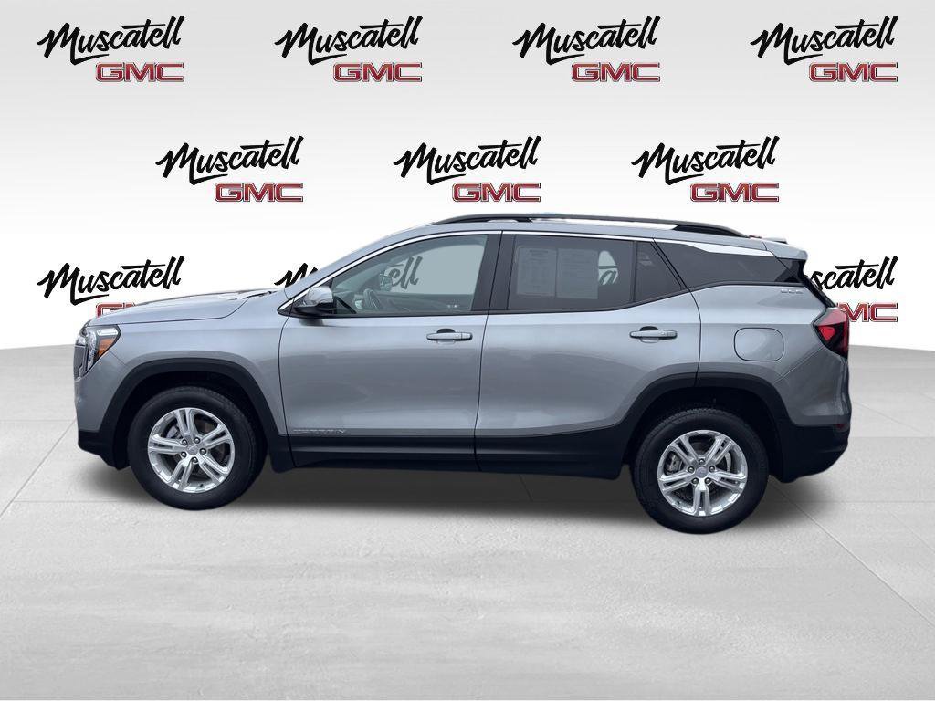 Used 2024 GMC Terrain SLE w/ Driver Convenience Package AWD/4WD image 7