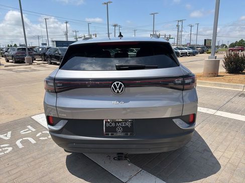 Used 2023 Volkswagen ID.4 Pro RWD image 10