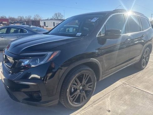 Used 2021 Honda Pilot Special Edition image 2
