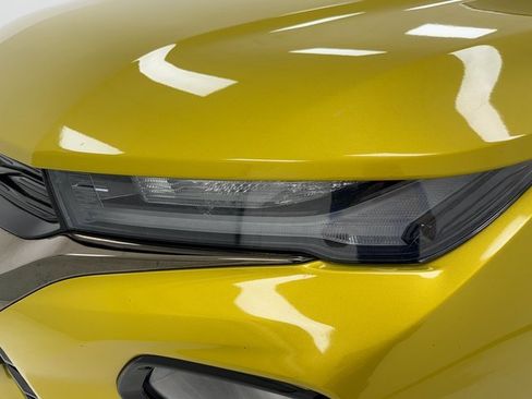 Used 2023 Chevrolet TrailBlazer RS w/ Sun and Liftgate Package image 6