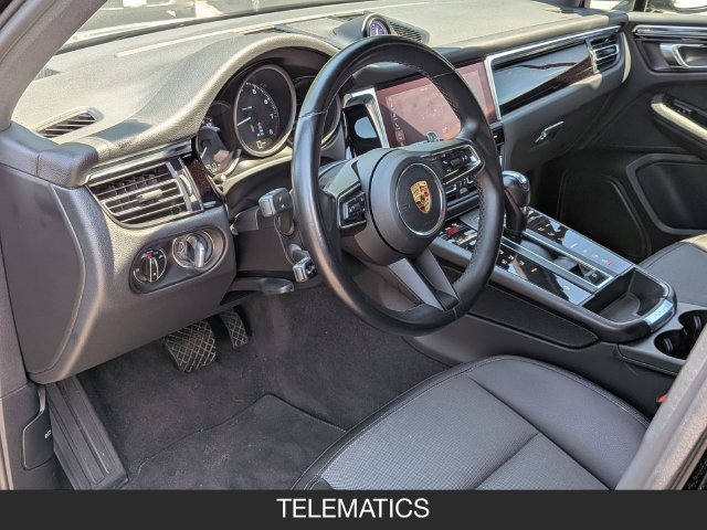 Used 2023 Porsche Macan AWD/4WD image 13