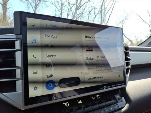 Used 2023 Toyota Tundra Limited image 24