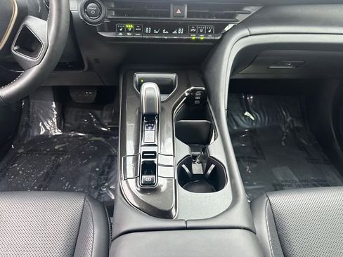 Certified 2026 Toyota Crown AWD/4WD image 26