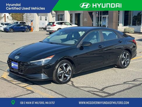 Used 2023 Hyundai Elantra SEL w/ Convenience Package FWD image 1
