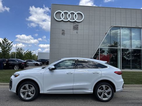New 2026 Audi Q5 Premium Plus AWD/4WD image 29