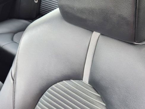 Used 2023 Toyota Camry SE image 14