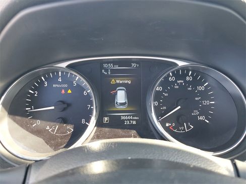 Used 2016 Nissan Rogue SL w/ SL Premium Package image 28