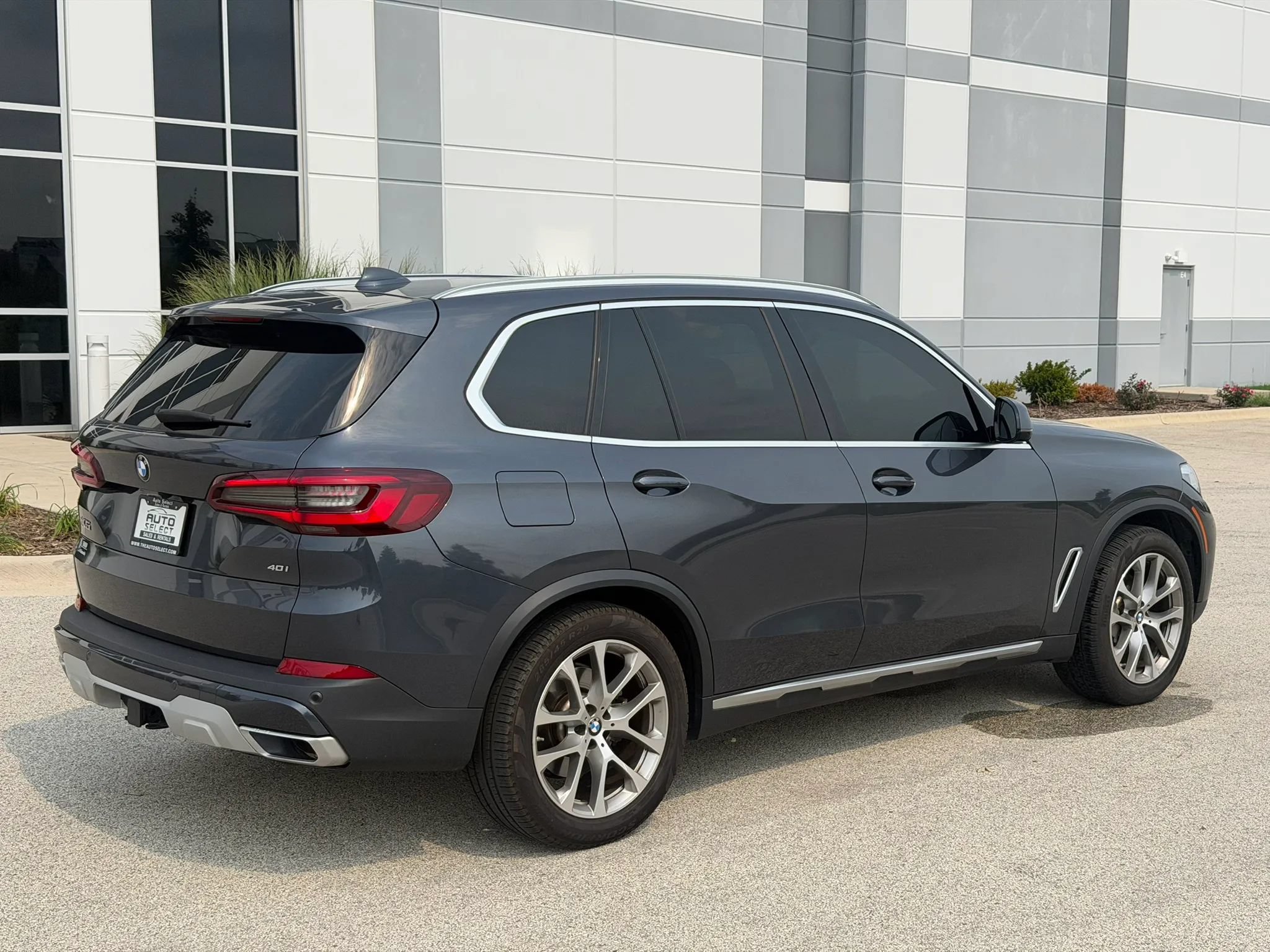Used 2021 BMW X5 sDrive40i w/ Convenience Package RWD image 5