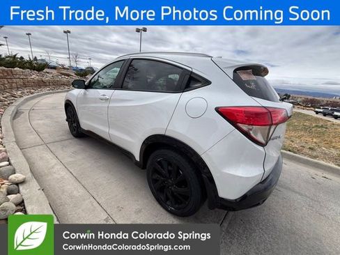 Used 2022 Honda HR-V Sport image 3