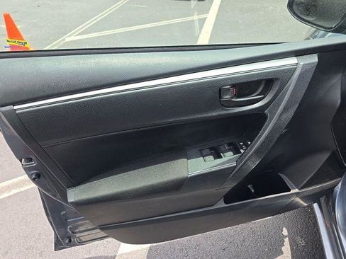 Used 2015 Toyota Corolla L FWD image 4