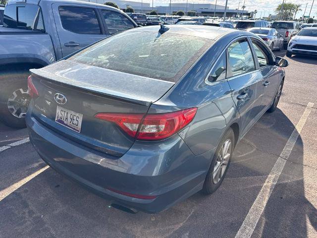 Used 2017 Hyundai Sonata SE FWD image 4