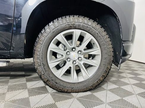 Used 2019 Chevrolet Silverado 1500 High Country image 6