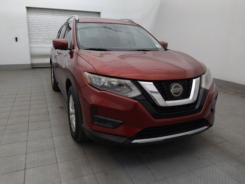 Used 2018 Nissan Rogue SV w/ Premium Package FWD image 13