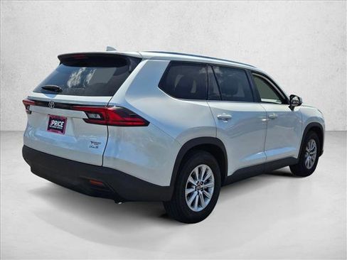 Used 2026 Toyota Grand Highlander FWD image 5