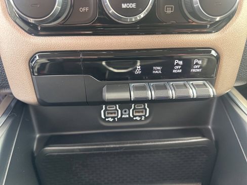 Used 2022 RAM 1500 Laramie image 48