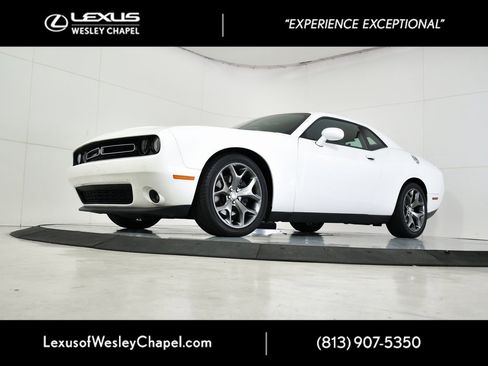 Used 2015 Dodge Challenger SXT Plus image 11