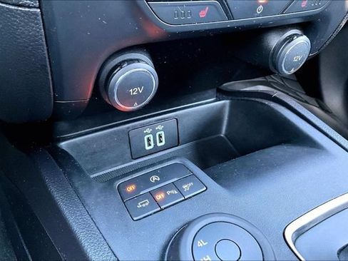 Used 2019 Ford Ranger XLT w/ Equipment Group 302A Luxury AWD/4WD image 16