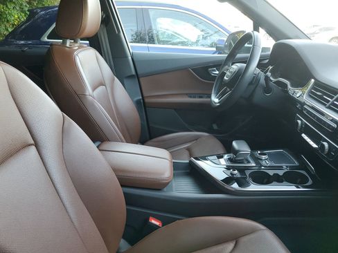 Used 2019 Audi Q7 3.0T Premium Plus w/ Premium Plus Package image 6