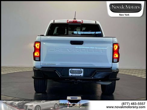 Used 2023 Chevrolet Colorado W/T w/ WT Convenience Package II AWD/4WD image 7