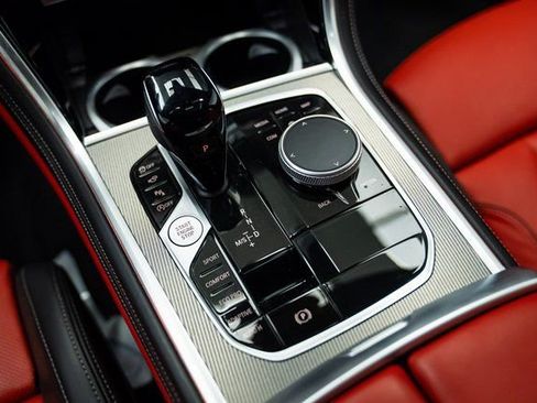 Used 2025 BMW 840i xDrive 840 w/ Comfort Seating Package image 33