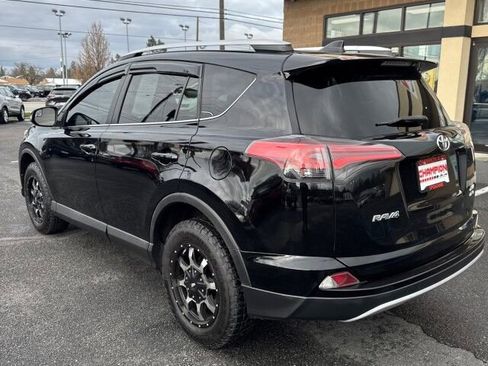 Used 2016 Toyota RAV4 XLE image 8