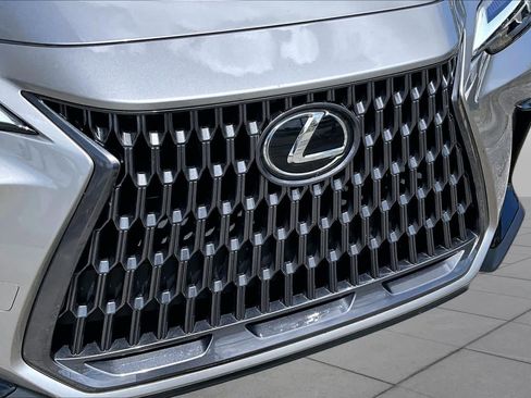 Used 2024 Lexus NX 250 FWD w/ Towing Package (2000 Lbs) image 30