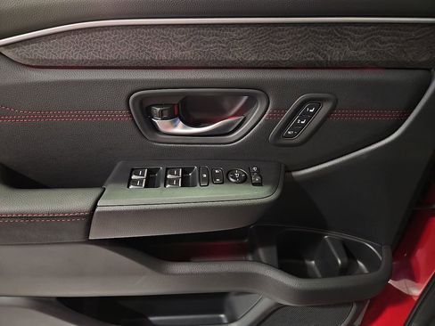 Used 2026 Honda Pilot Black Edition image 19