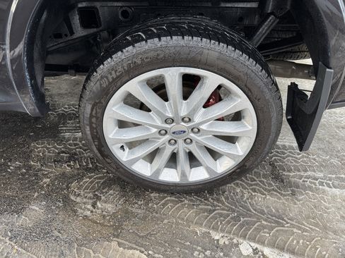 Used 2020 Ford F150 Limited w/ Trailer Tow Package image 43