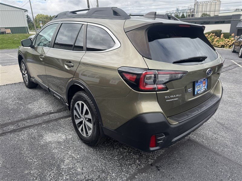 Used 2021 Subaru Outback Premium AWD/4WD image 6
